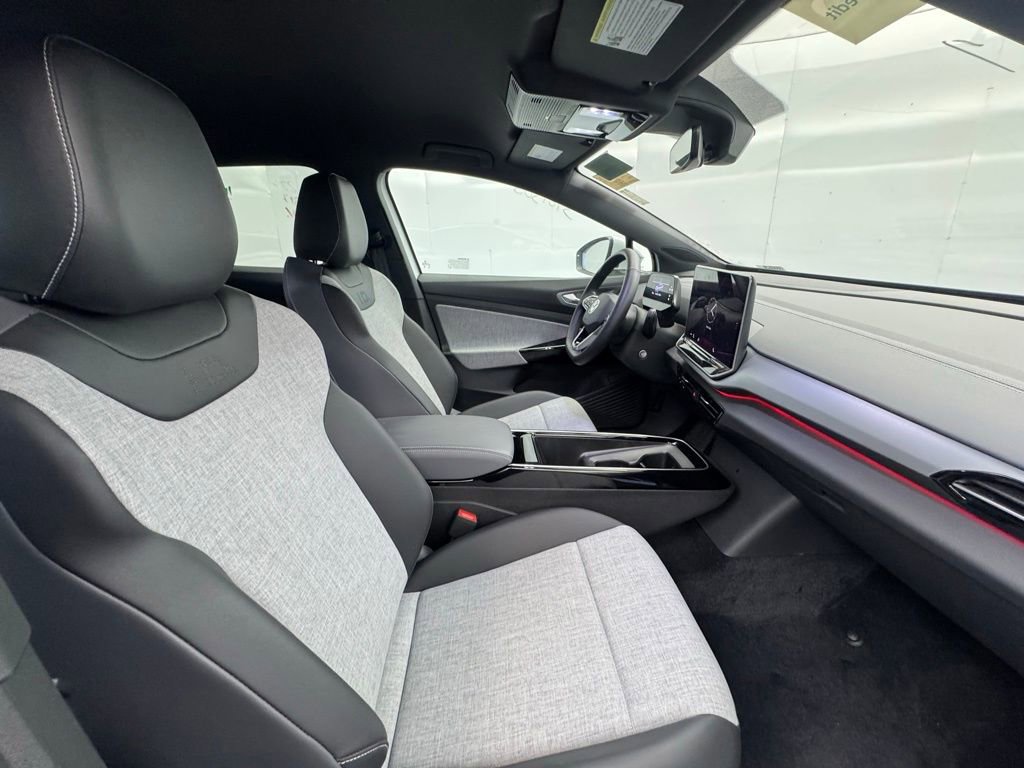 Used 2024 Volkswagen ID.4 Pro image 11