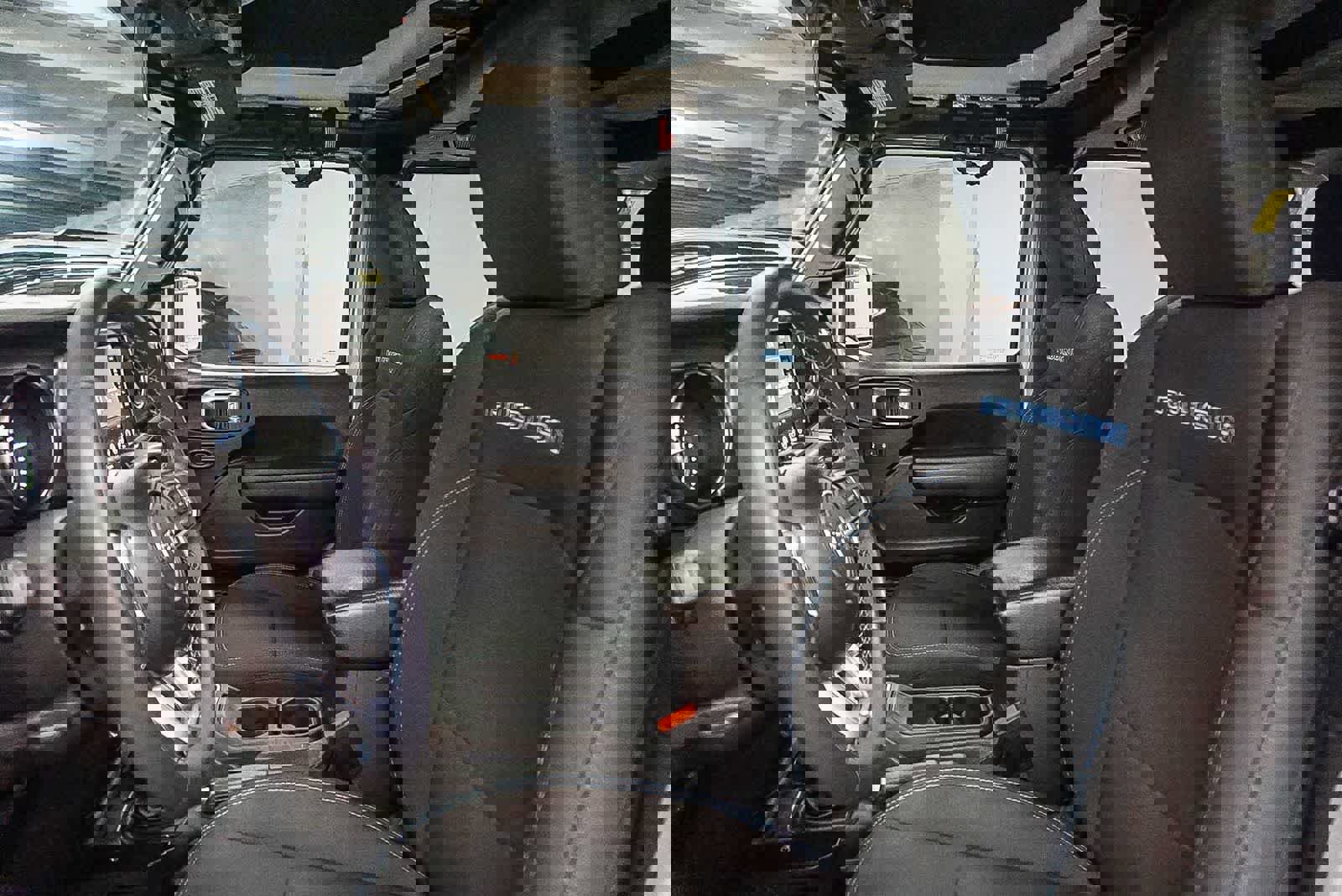 Used 2023 Jeep Wrangler Unlimited Rubicon 4xe AWD/4WD image 19