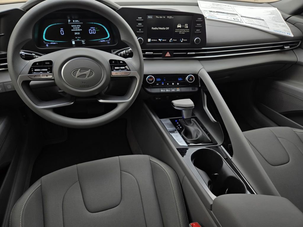 New 2026 Hyundai Elantra Blue FWD image 23