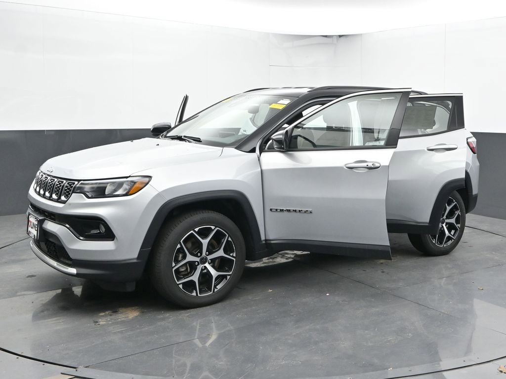 Used 2025 Jeep Compass Limited AWD/4WD image 57