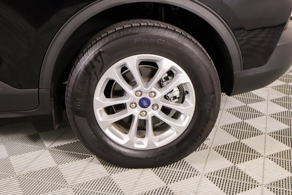Used 2022 Ford Escape SE image 17