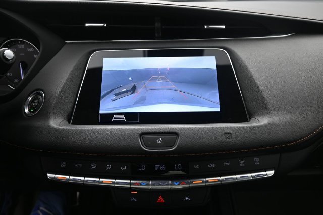 Used 2020 Cadillac XT4 Sport w/ Driver Awareness Package AWD/4WD image 12