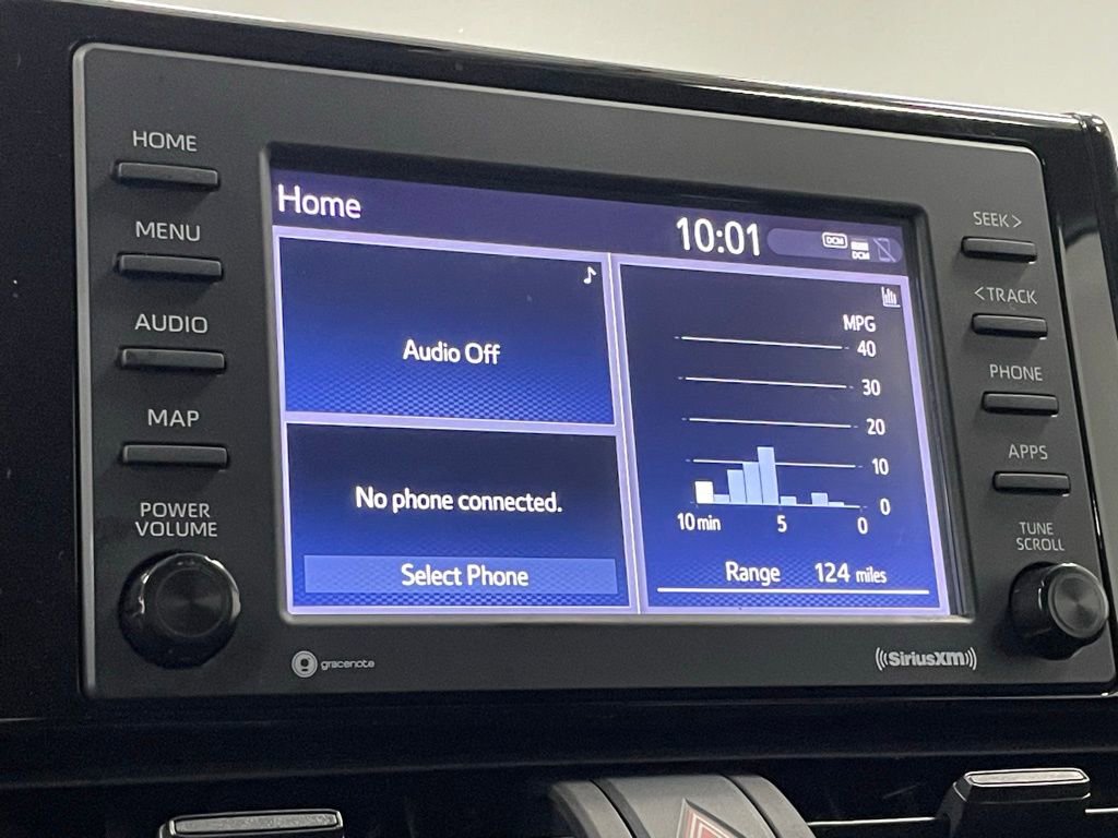 Used 2021 Toyota RAV4 LE image 17