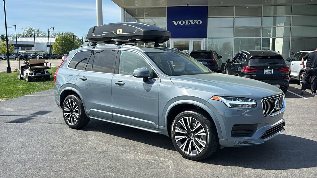 Used 2022 Volvo XC90 T5 Momentum w/ Climate Package image 2