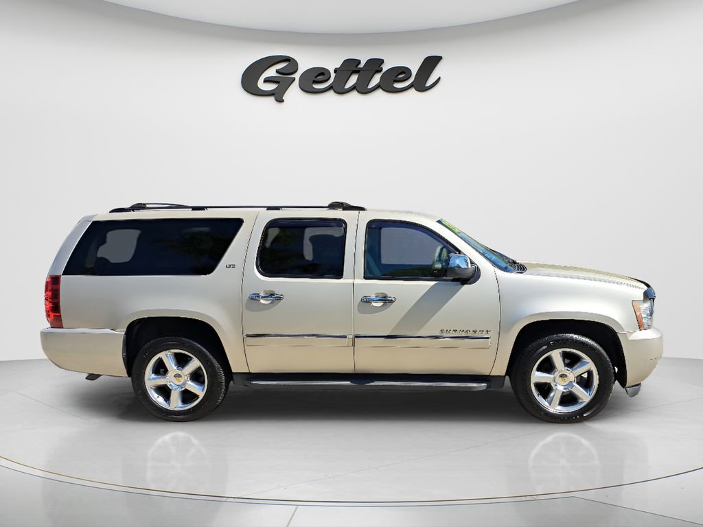 Used 2013 Chevrolet Suburban LTZ image 9