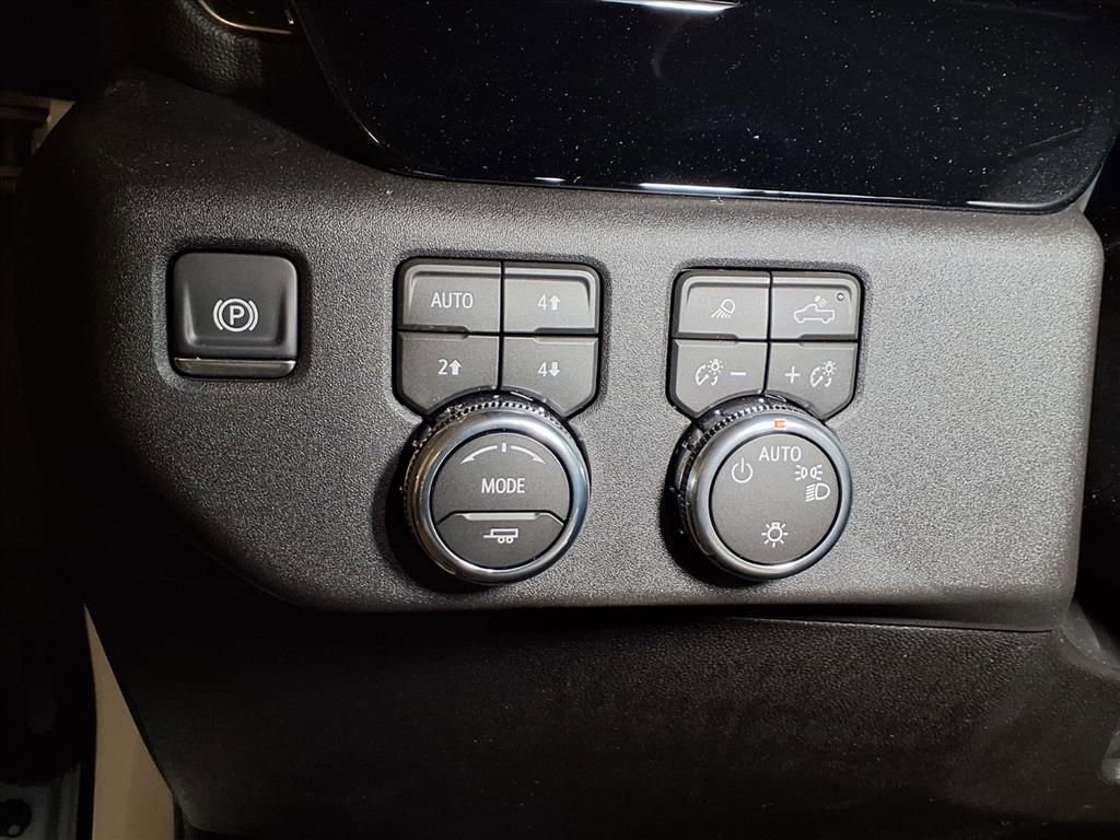 New 2026 GMC Sierra 1500 SLE w/ X31 Off-Road Package image 17