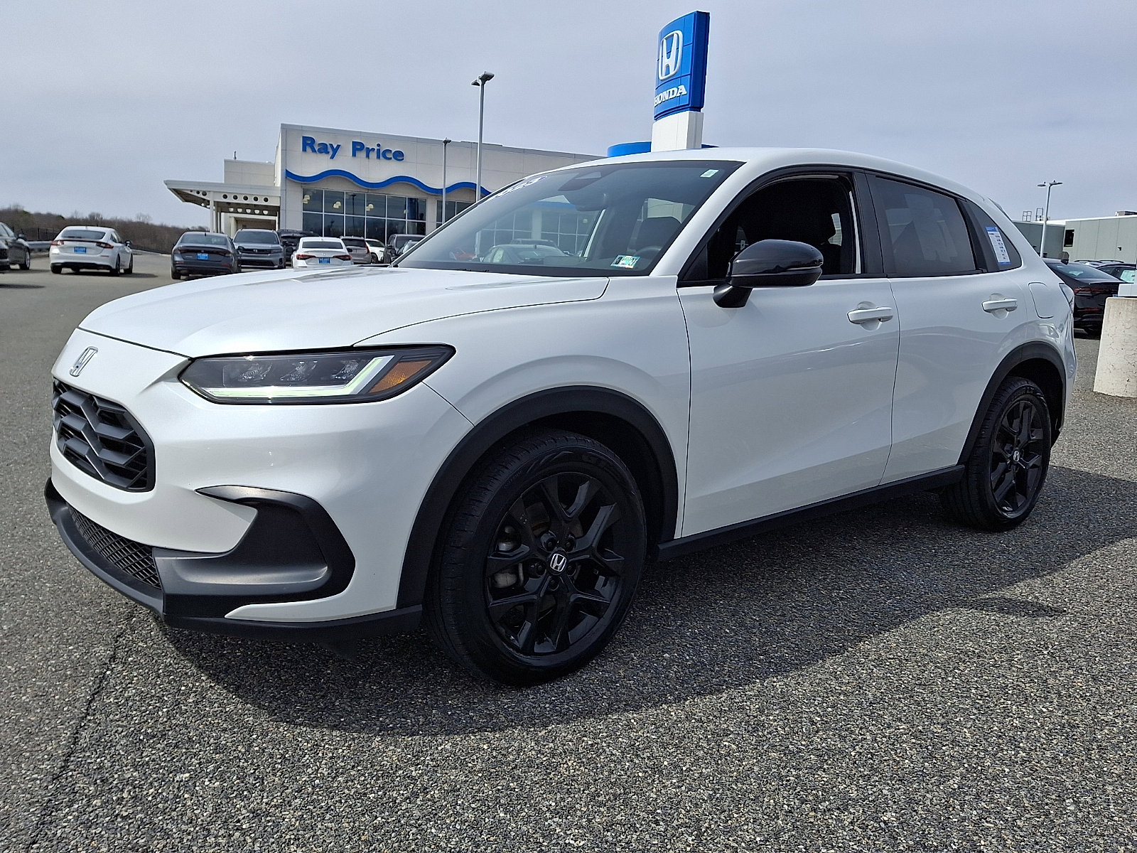 Certified 2023 Honda HR-V Sport image 3