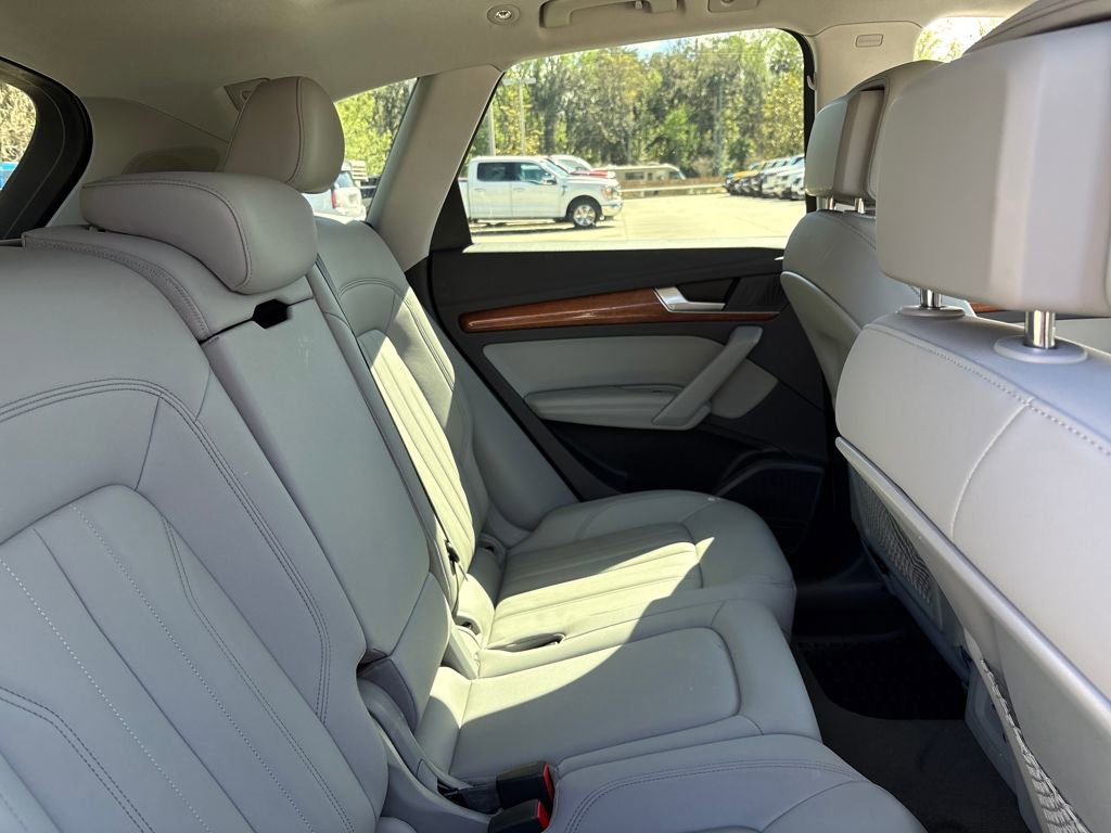 Used 2023 Audi Q5 2.0T Premium Plus w/ Premium Plus Package image 30