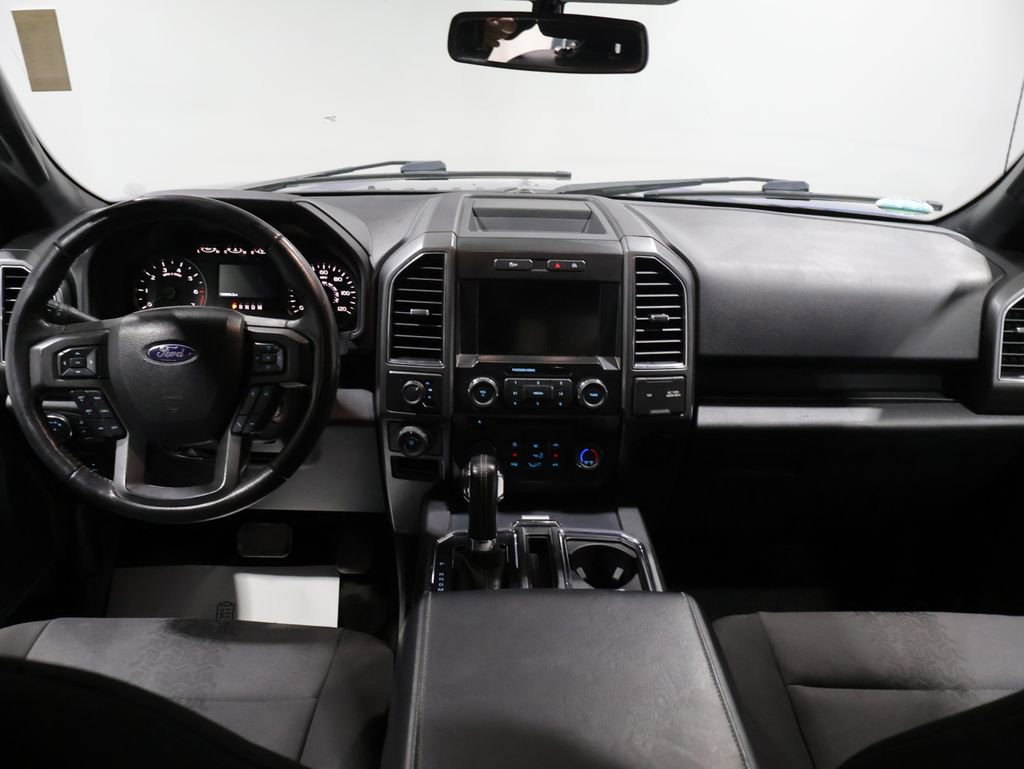 Used 2018 Ford F150 XLT w/ Equipment Group 302A Luxury AWD/4WD image 17