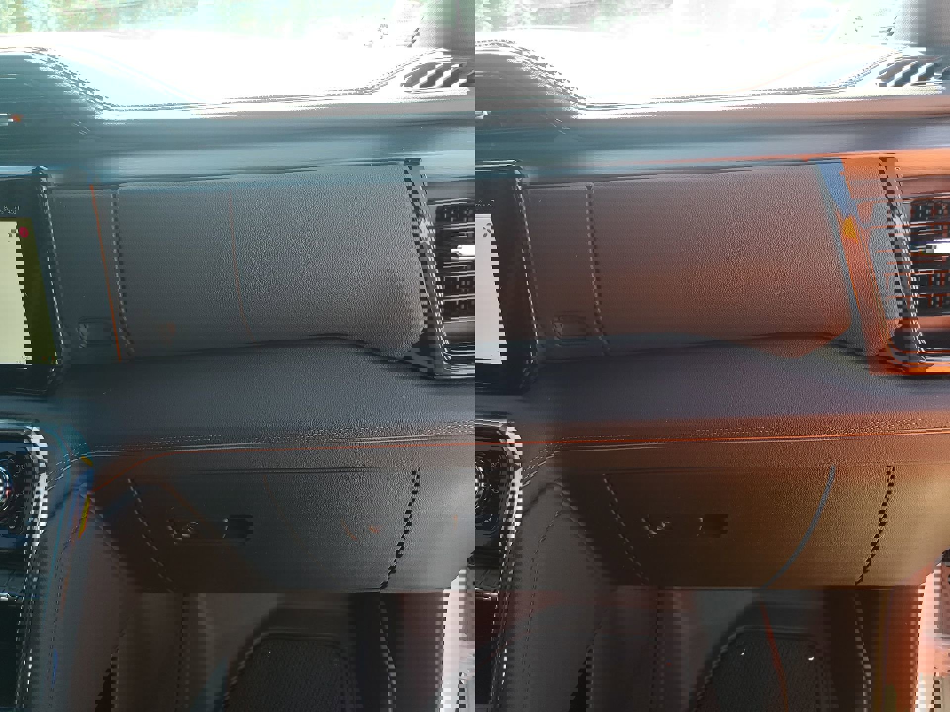 Used 2024 GMC Sierra 1500 AT4 w/ Technology Package image 35