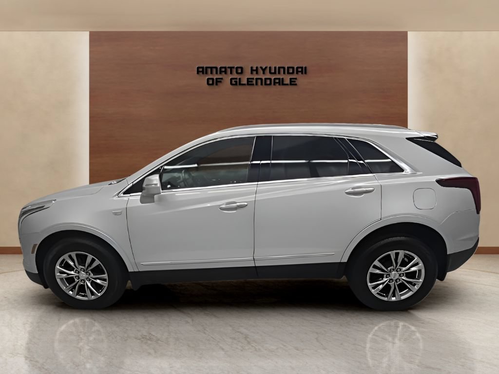 Used 2020 Cadillac XT5 Premium Luxury AWD/4WD image 2