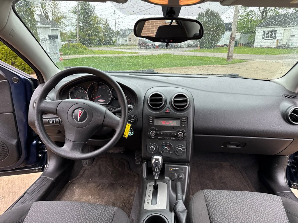 Used 2008 Pontiac G6 Value Leader FWD image 9