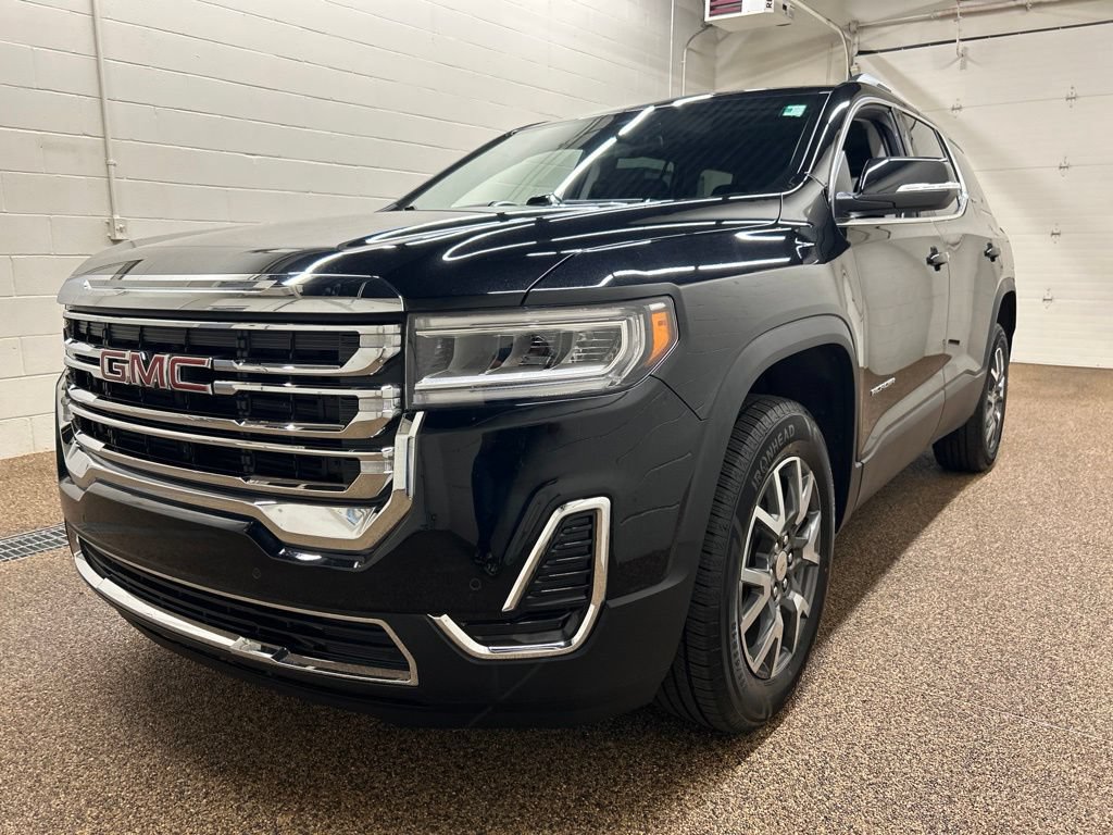Used 2023 GMC Acadia SLE w/ Driver Convenience Package FWD image 5
