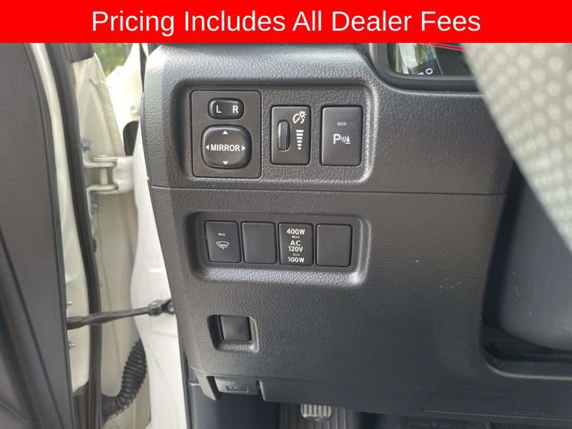 Used 2018 Toyota 4Runner Limited AWD/4WD image 22
