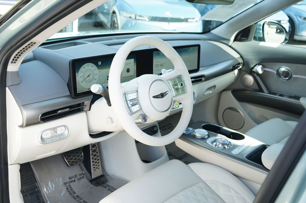 Used 2024 Genesis GV60 Performance image 14