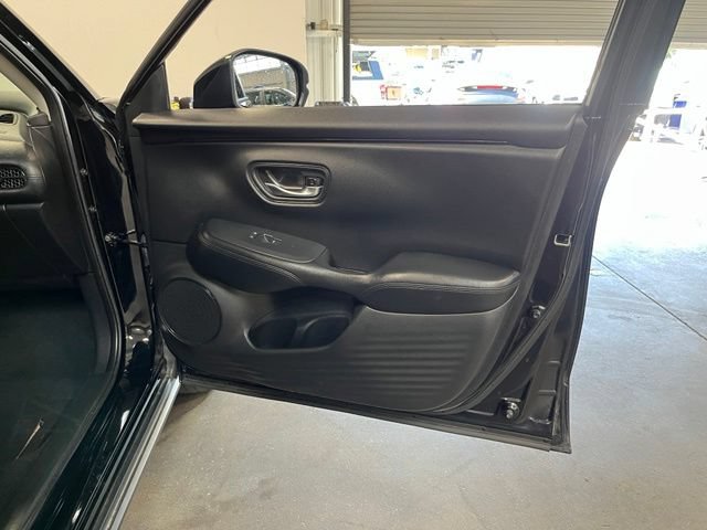 Used 2024 Honda HR-V LX image 13