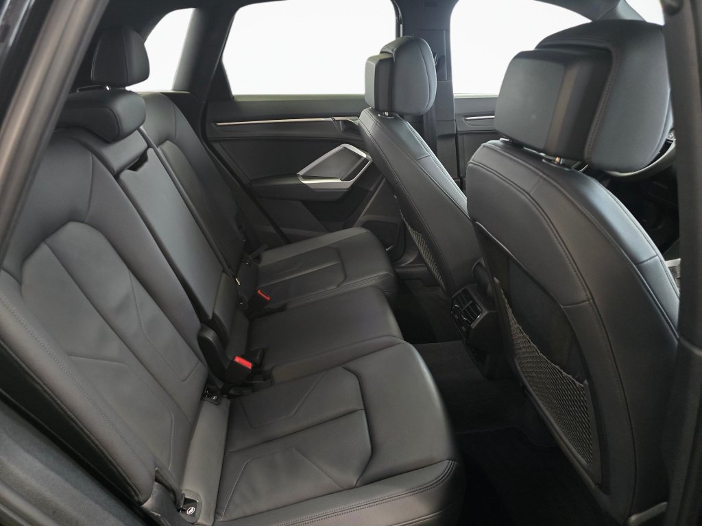 Used 2025 Audi Q3 2.0T Premium AWD/4WD image 40