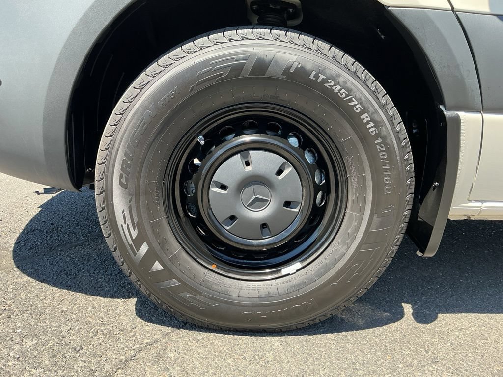 New 2026 Mercedes-Benz Sprinter 2500 image 2