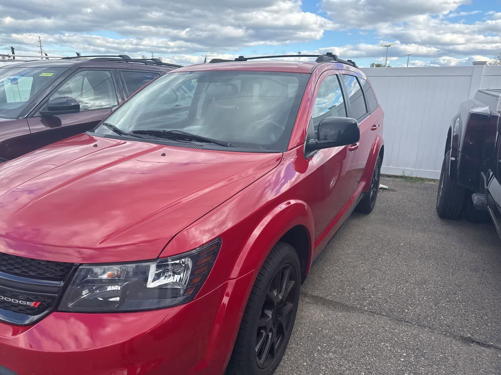 Used 2015 Dodge Journey SXT w/ Blacktop Package FWD image 17