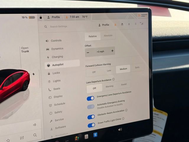 Used 2024 Tesla Model 3 Standard Range RWD image 15