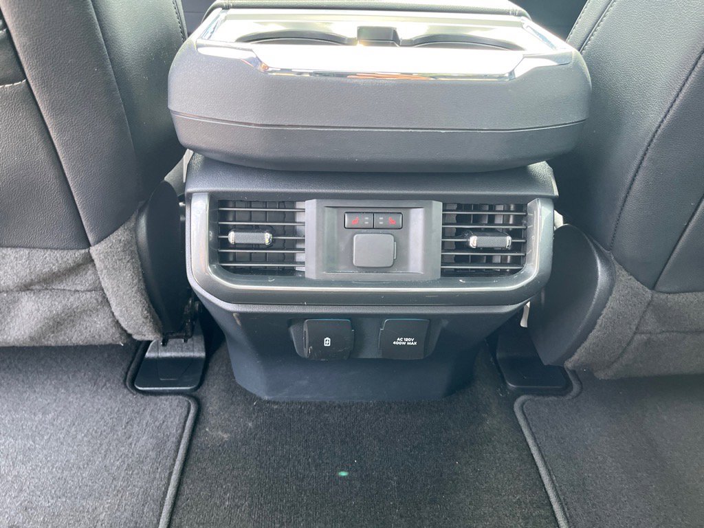 Used 2022 Ford F150 Lariat w/ Equipment Group 502A High image 12