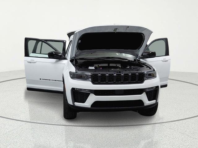 New 2026 Jeep Grand Cherokee L Limited image 6