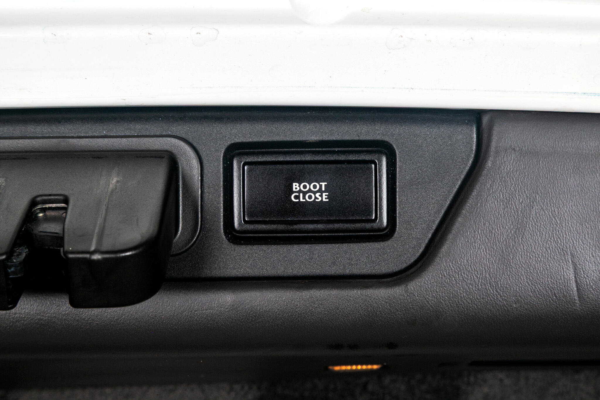 Used 2013 Bentley Mulsanne w/ Premiere Specification Pkg image 32