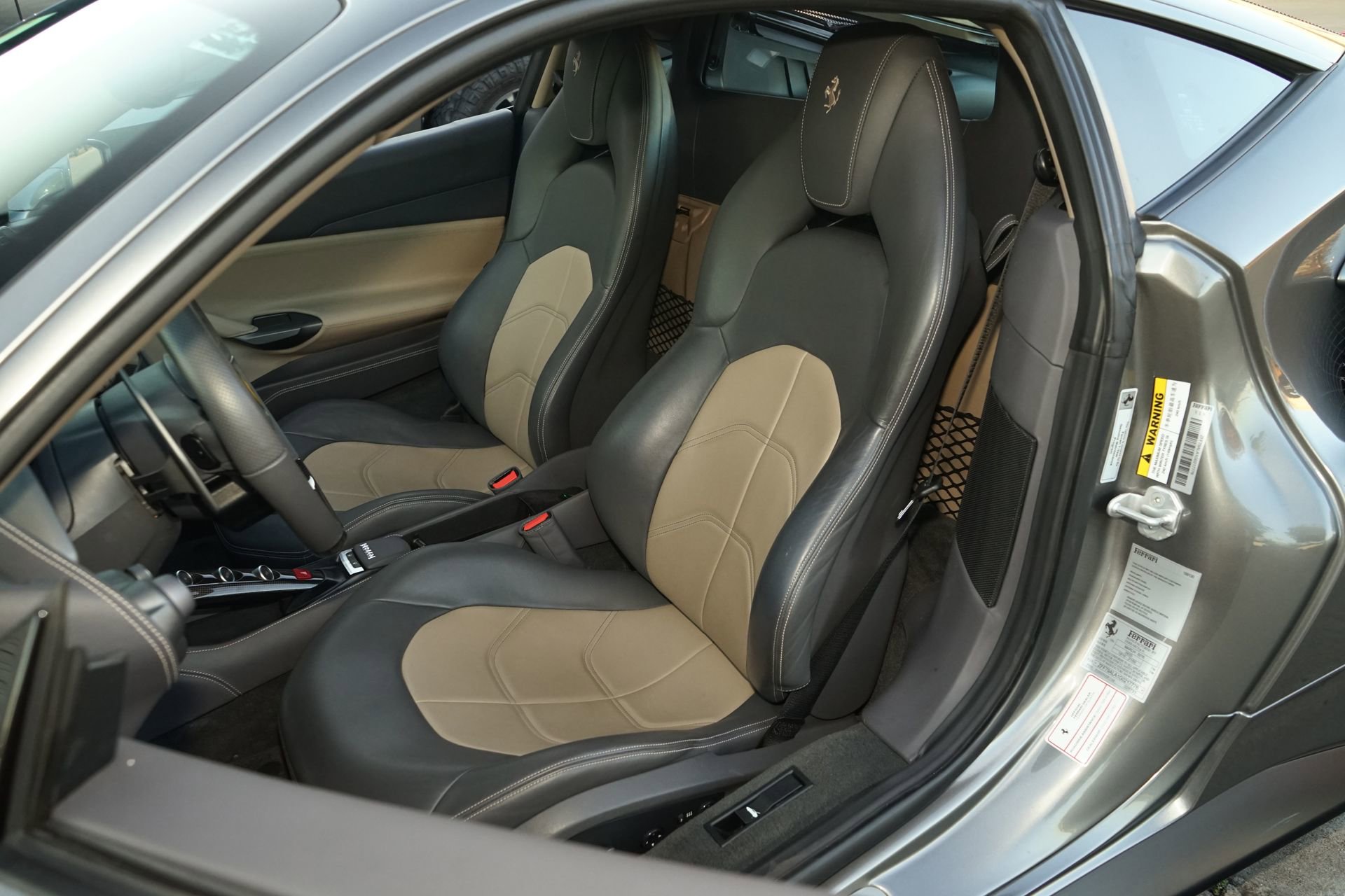 Used 2016 Ferrari 488 GTB image 10