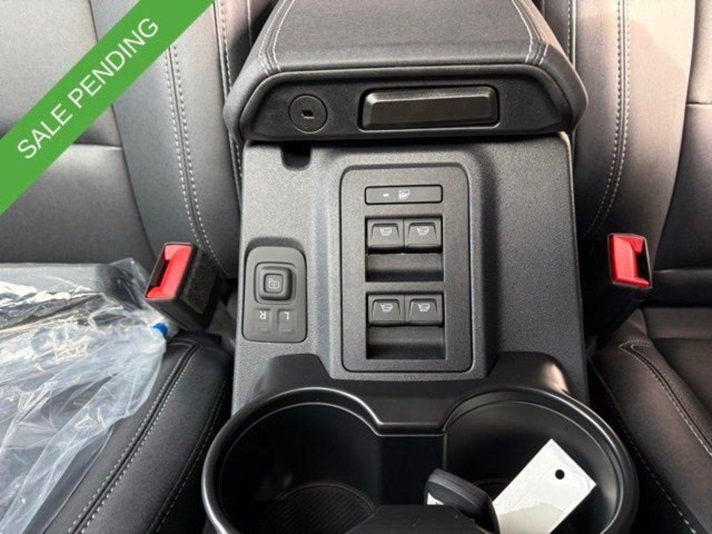 New 2025 Ford Bronco Badlands image 28