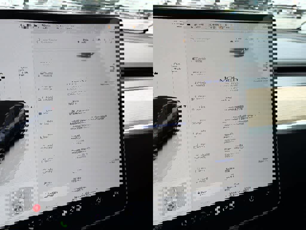 Used 2024 Tesla Model Y Long Range AWD/4WD image 21