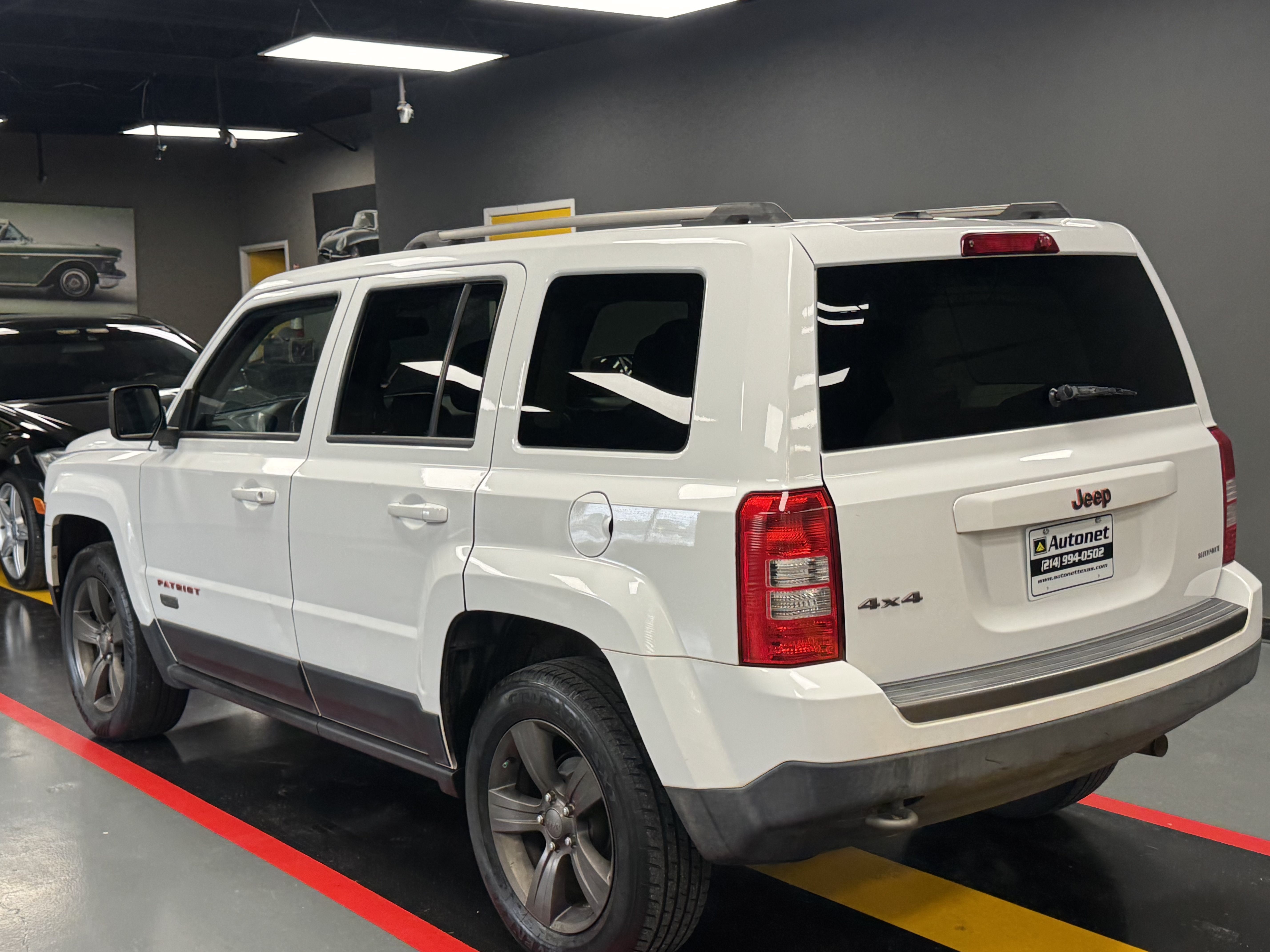 Used 2016 Jeep Patriot 75th Anniversary w/ Power Value Group AWD/4WD image 4