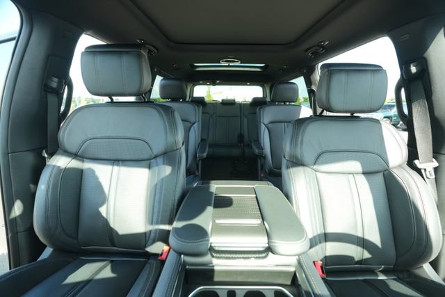New 2026 Jeep Grand Wagoneer Summit AWD/4WD image 45