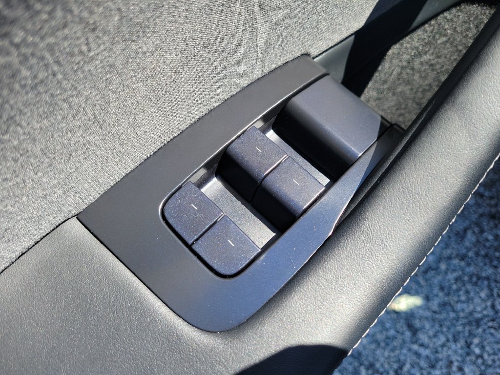 Used 2024 Tesla Model 3 Standard Range RWD image 13