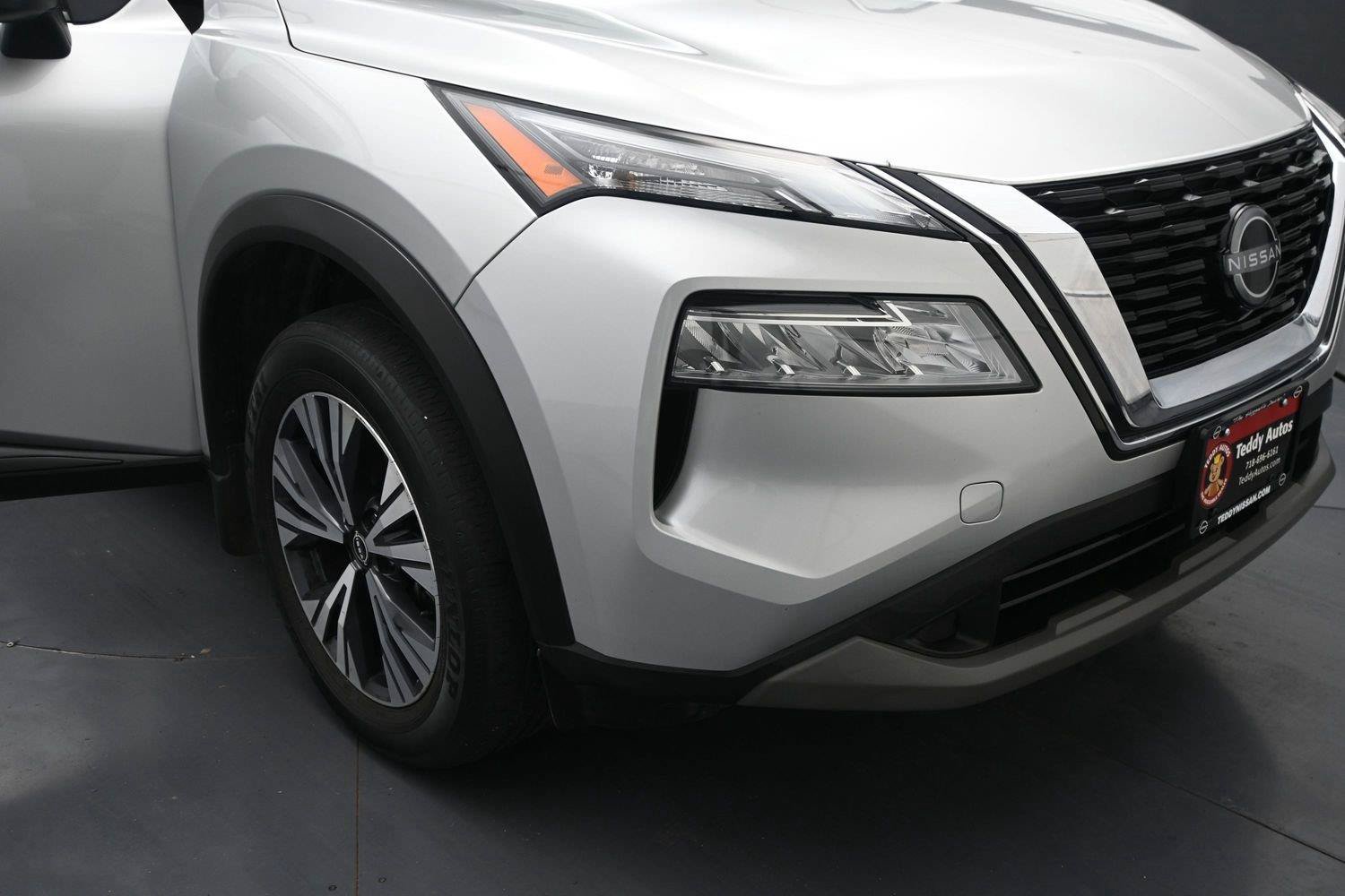 Used 2023 Nissan Rogue SV AWD/4WD image 15