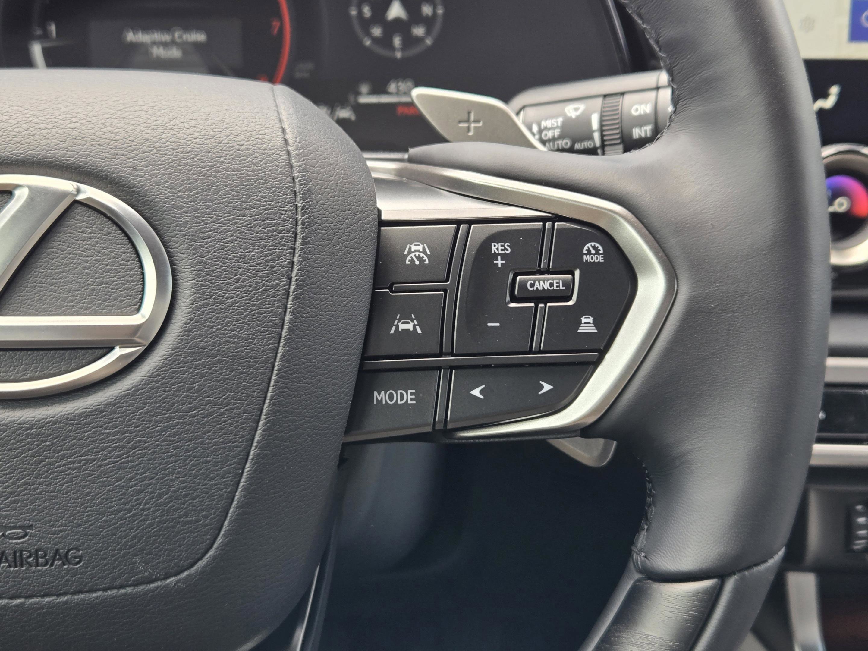 Used 2025 Lexus RX 350 Premium Plus w/ Accessory Package (Z1) FWD image 26