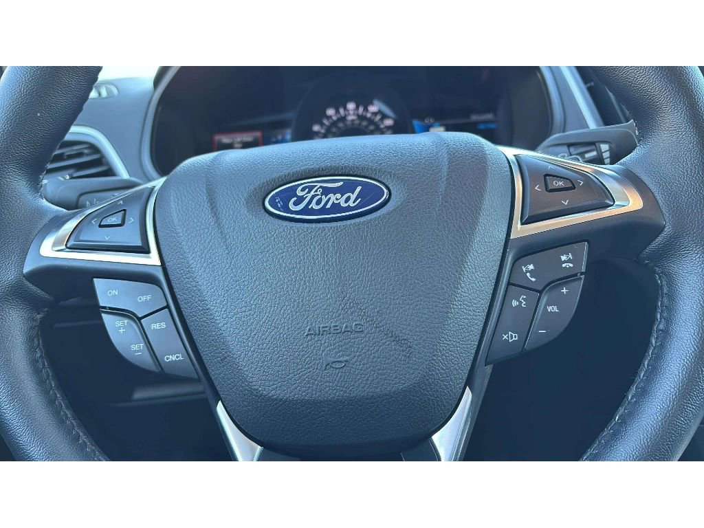 Used 2022 Ford Edge SEL w/ Convenience Package image 14