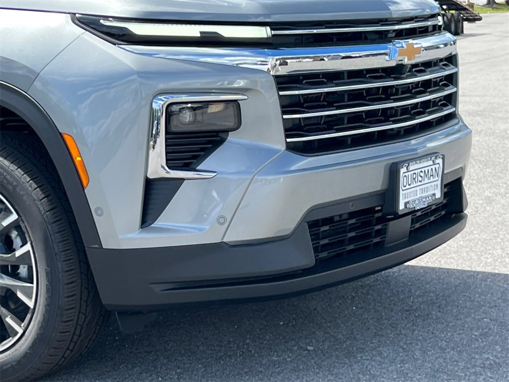 New 2026 Chevrolet Traverse LT w/ Enhanced Driving Package image 4