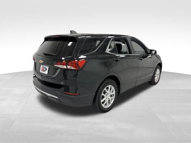 Used 2024 Chevrolet Equinox LT w/ LPO, Floor Liner Package FWD image 5