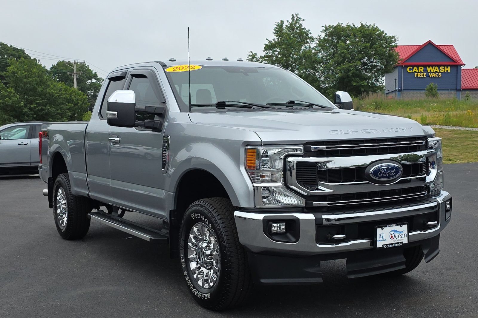 Used 2022 Ford F350 XLT w/ XLT Premium Package AWD/4WD image 1