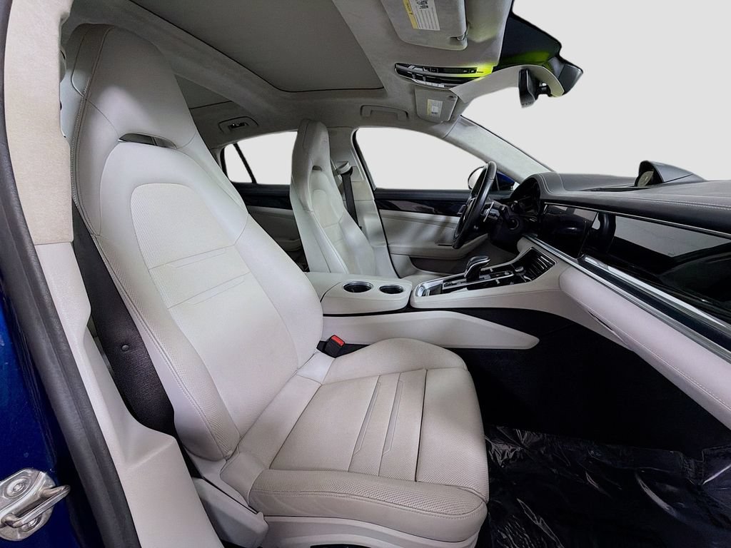 Used 2022 Porsche Panamera Turbo S AWD/4WD image 31