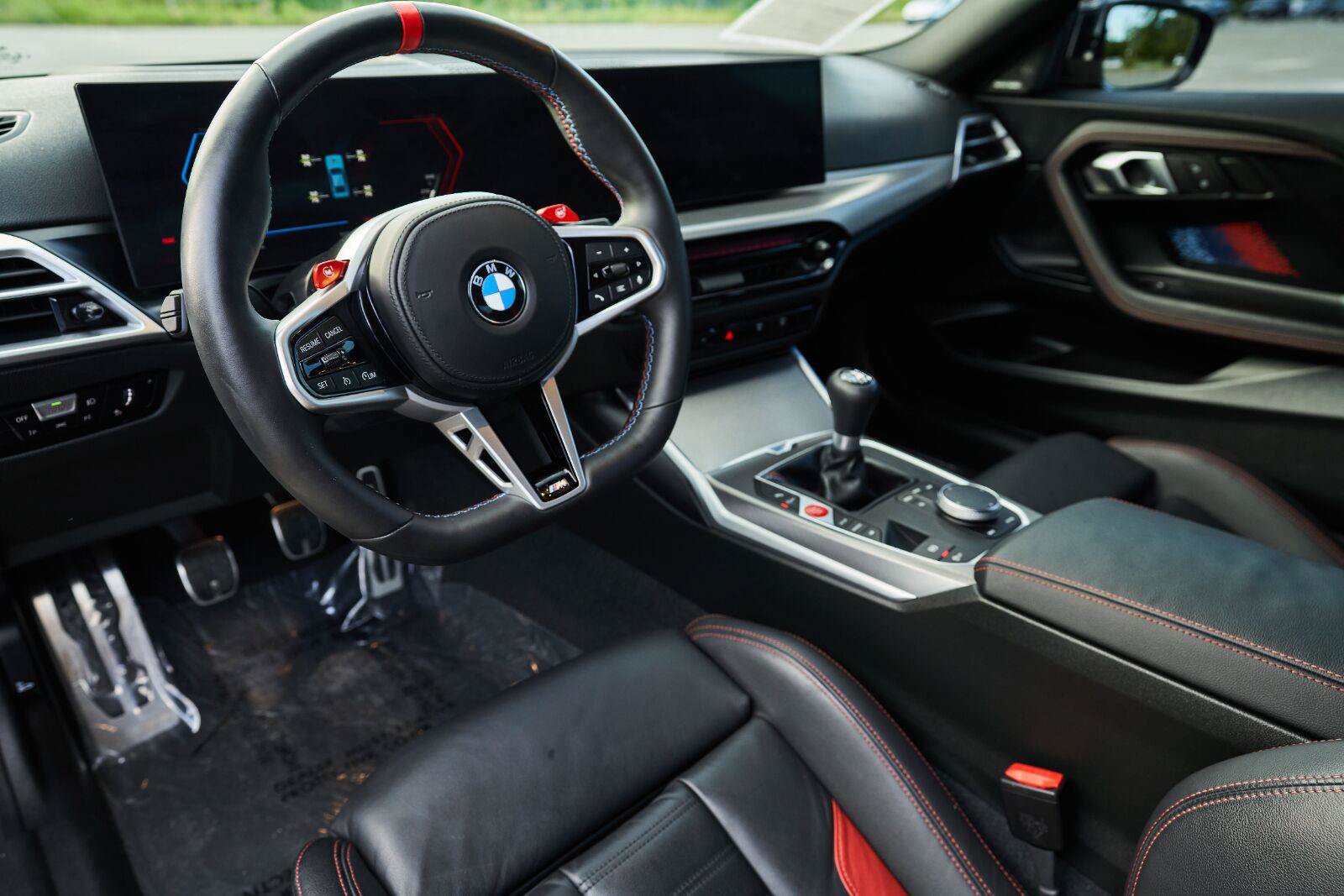 Used 2025 BMW M2 w/ Lighting Package RWD image 67