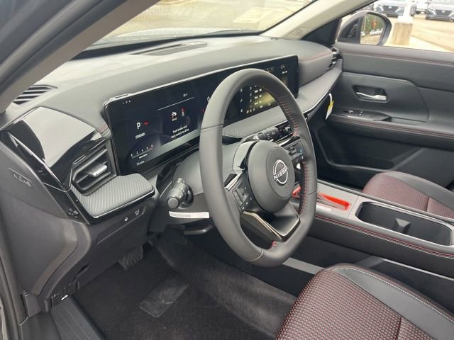 New 2026 Nissan Kicks SR image 9