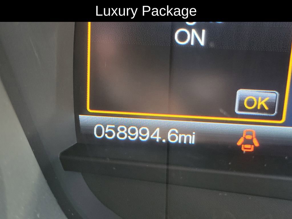 Used 2016 Ford Fusion SE w/ Equipment Group 202A image 24