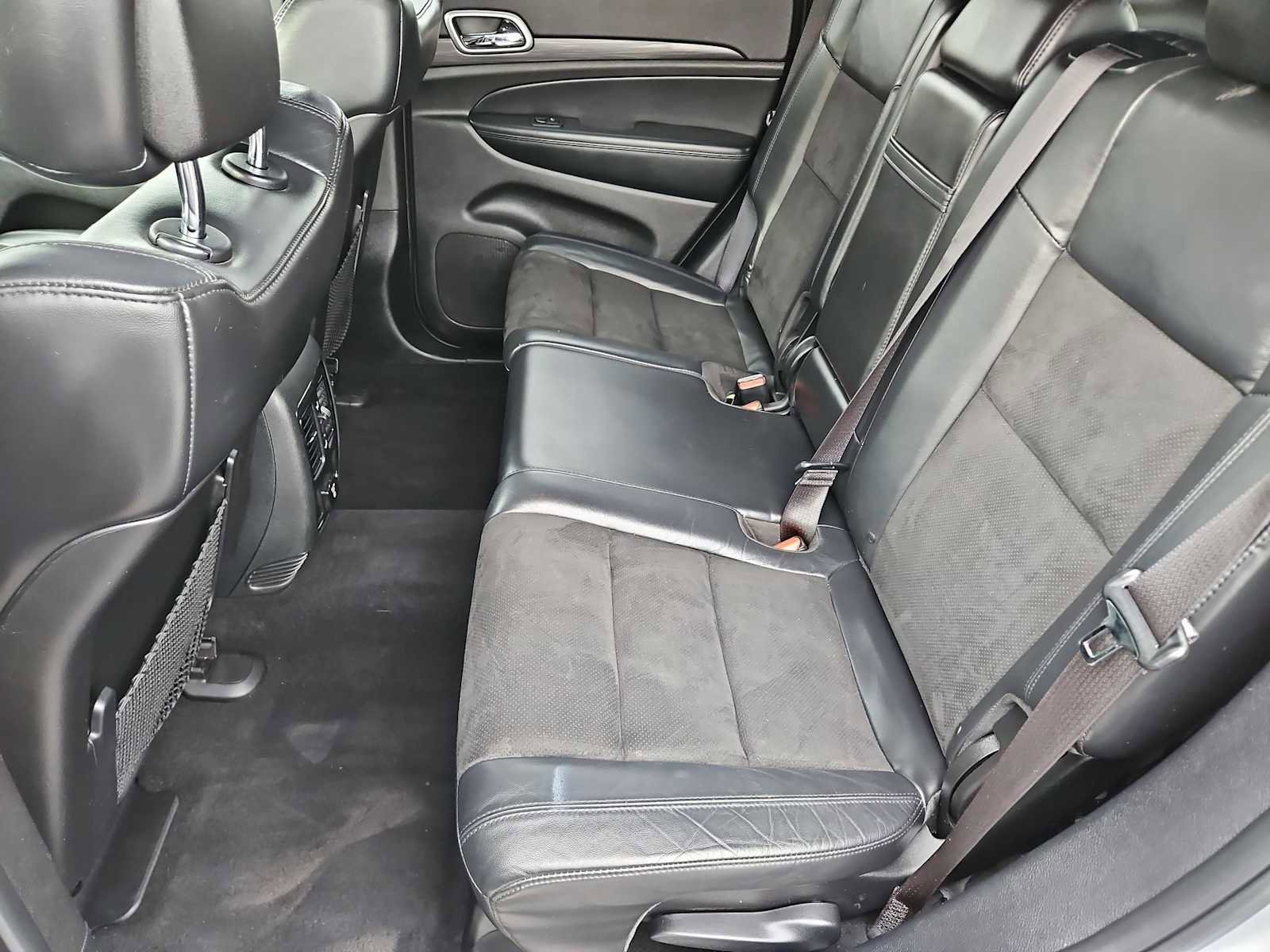 Used 2019 Jeep Grand Cherokee Altitude image 20