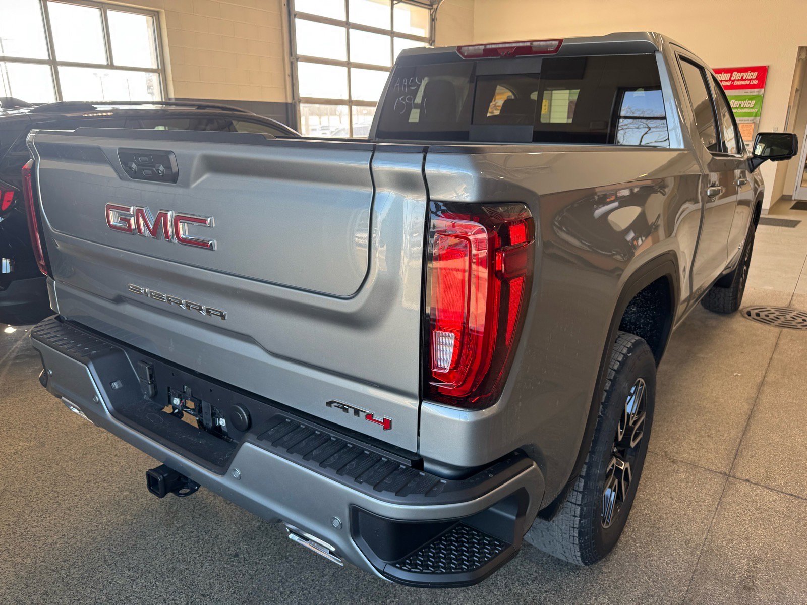 New 2026 GMC Sierra 1500 AT4 w/ AT4 Premium Package AWD/4WD image 5