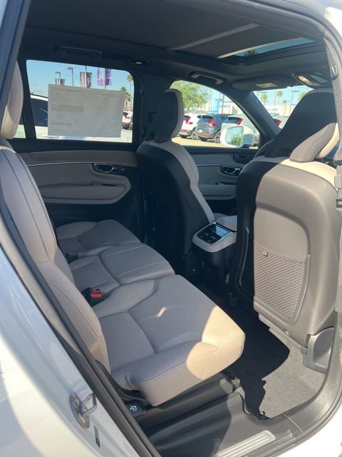 New 2026 Volvo XC90 B6 Plus w/ Protection Package Premier image 29
