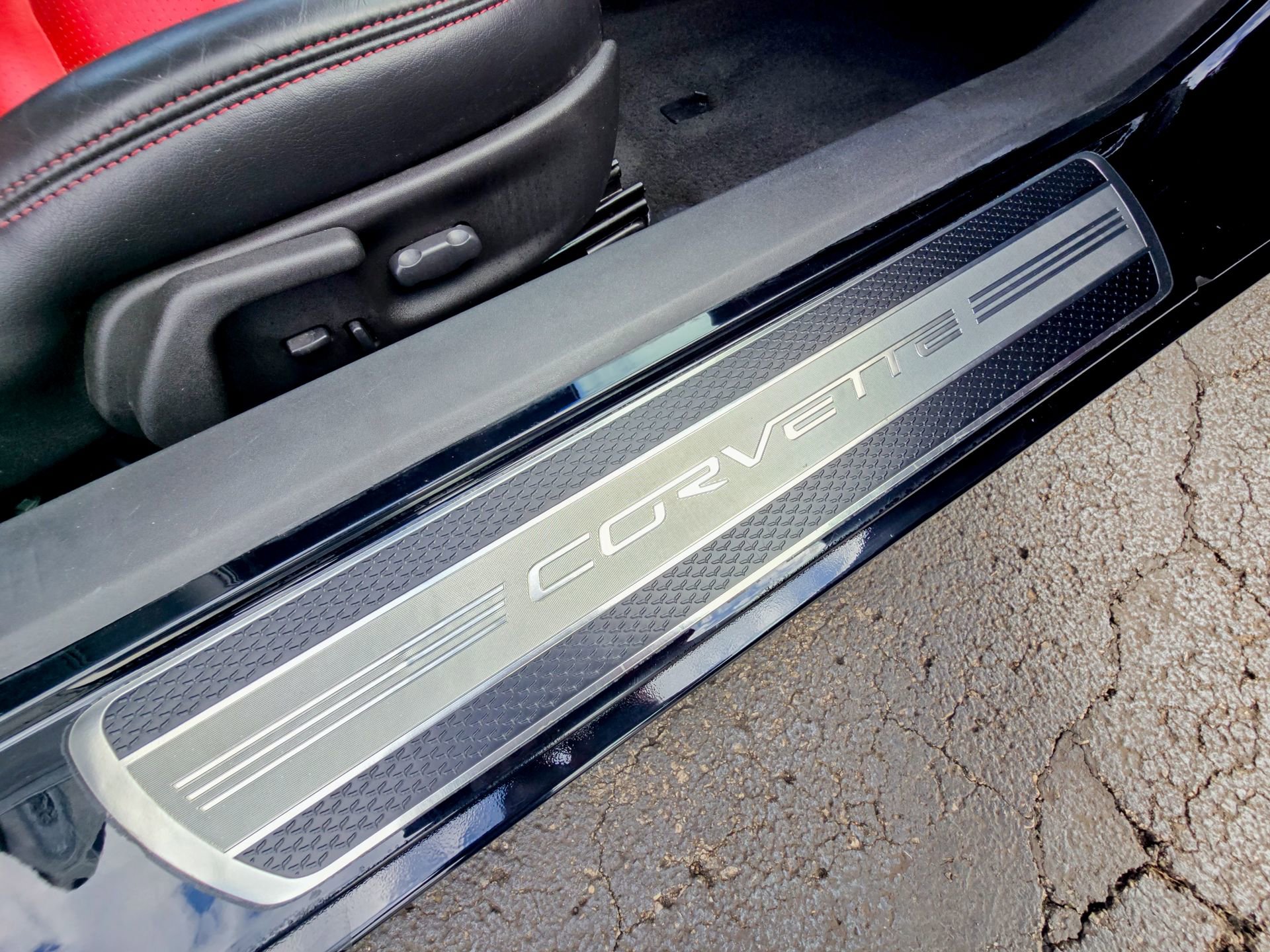 Used 2010 Chevrolet Corvette Convertible w/ Preferred Equipment Group image 13