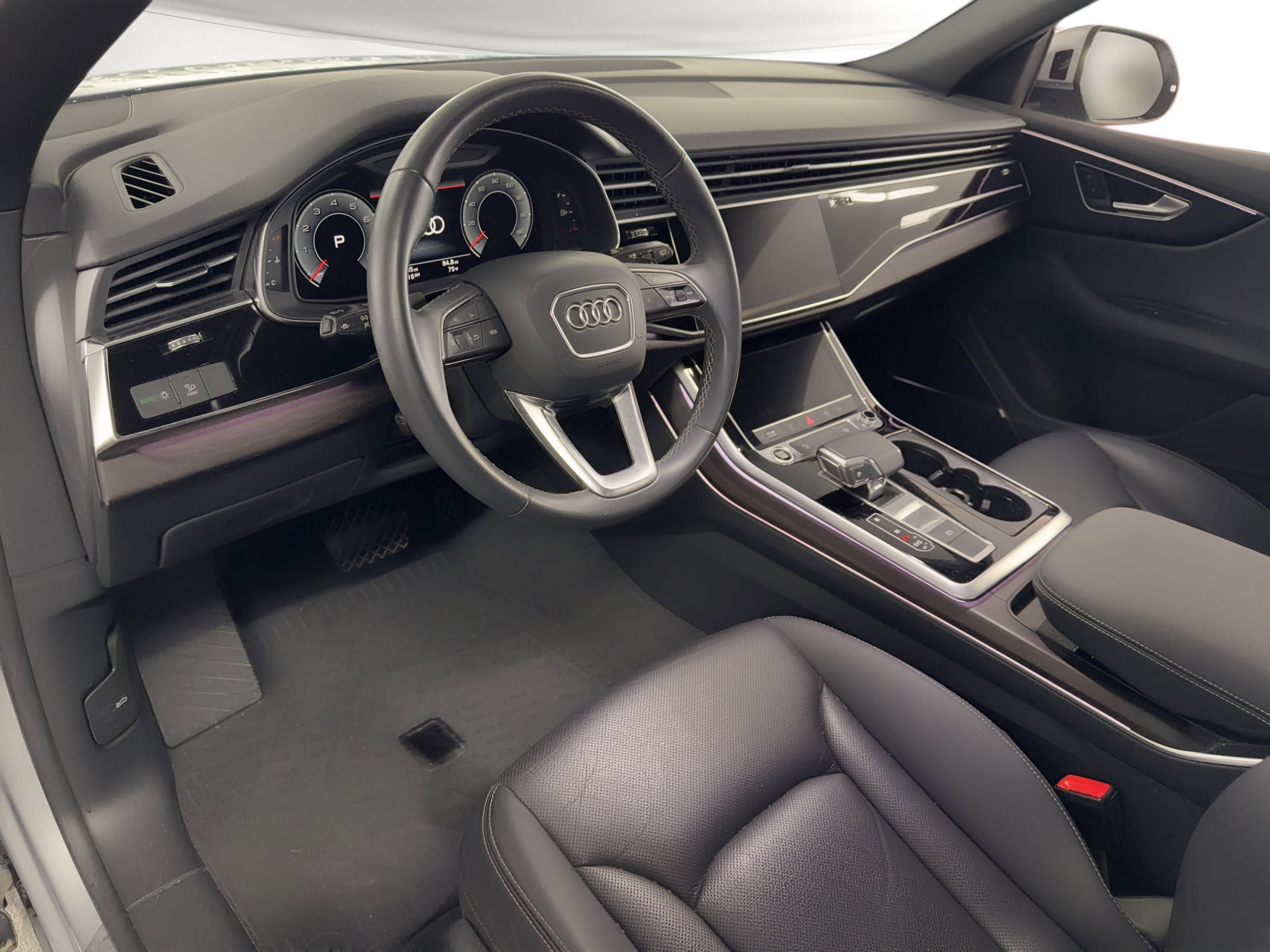 Used 2021 Audi Q8 Premium Plus AWD/4WD image 4