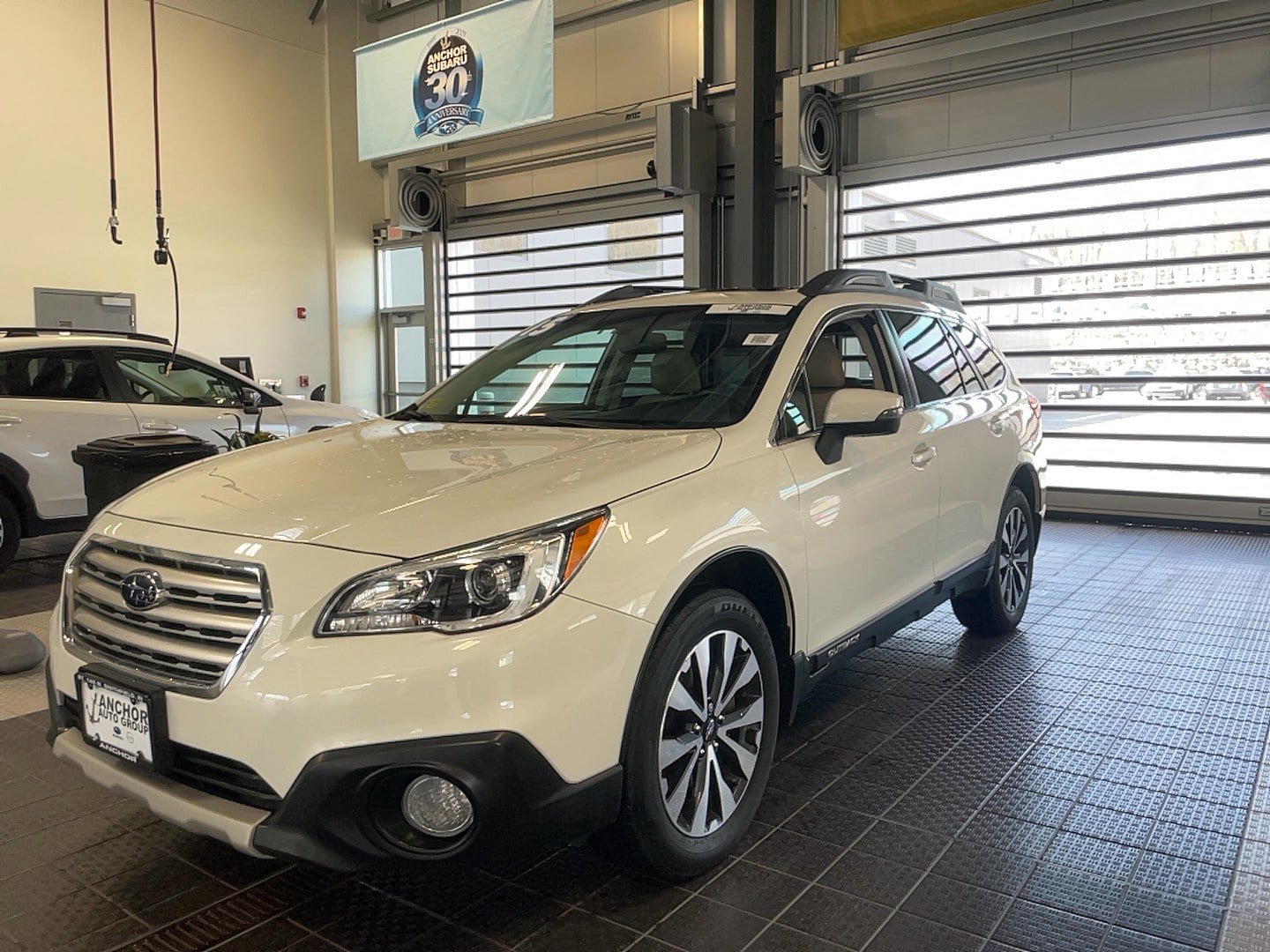 Used 2015 Subaru Outback 3.6R Limited AWD/4WD image 3