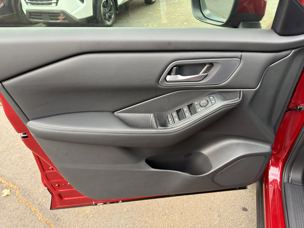 New 2026 Nissan Rogue SV w/ Cold Weather Package image 15